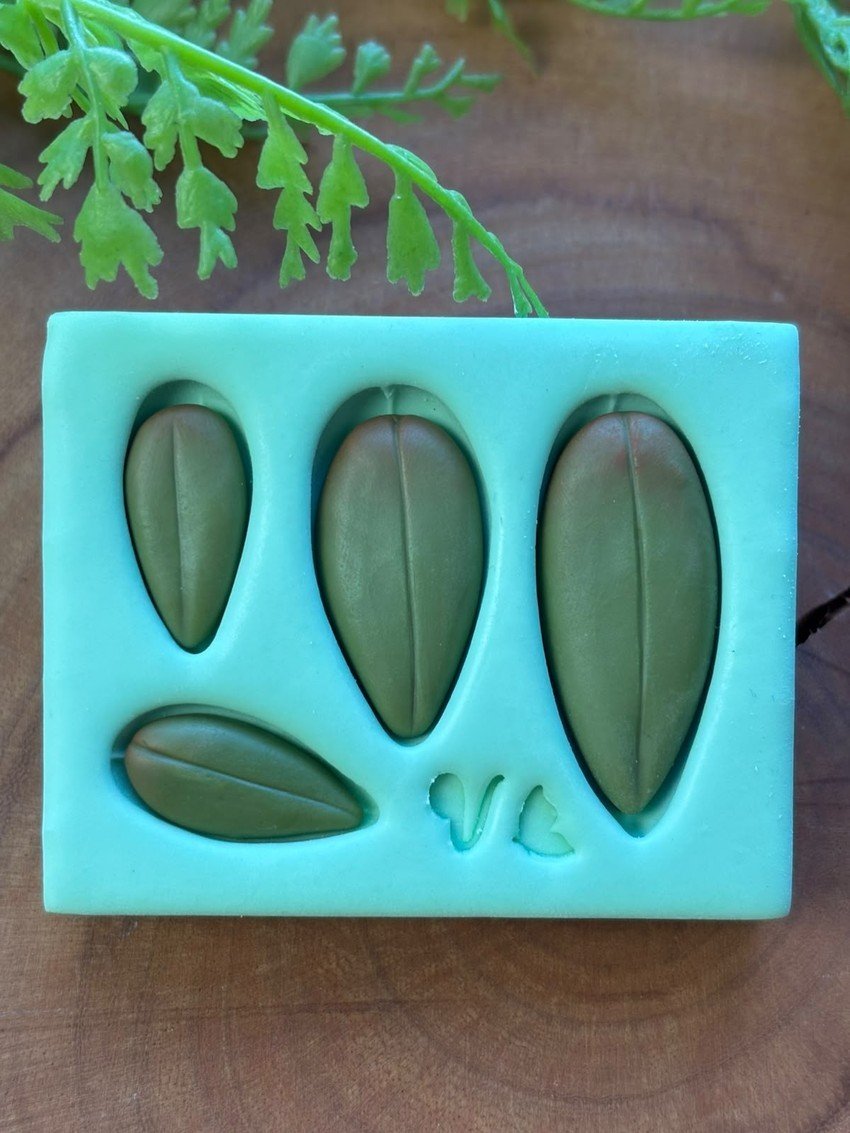Molde Folhas de Orquídea — 7,0 x 5,5 cm - molde de silicone para biscuit - Vanessa De Col