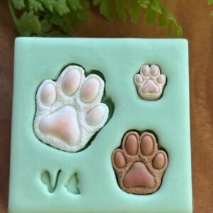 Molde Patinhas — 6,5 x 6,5 cm - molde de silicone para biscuit - Vanessa De Col