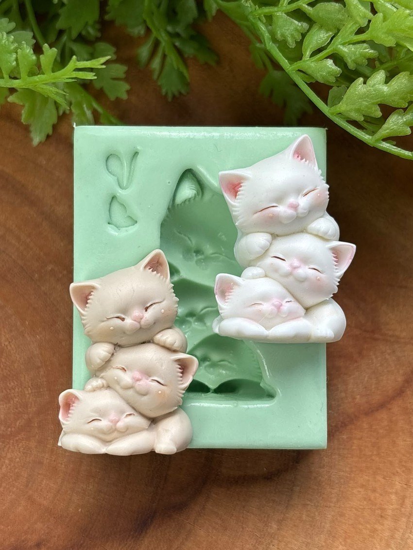 Molde Trio Gatinhos — 5,5 x 7,0 cm - molde de silicone para biscuit - Vanessa De Col